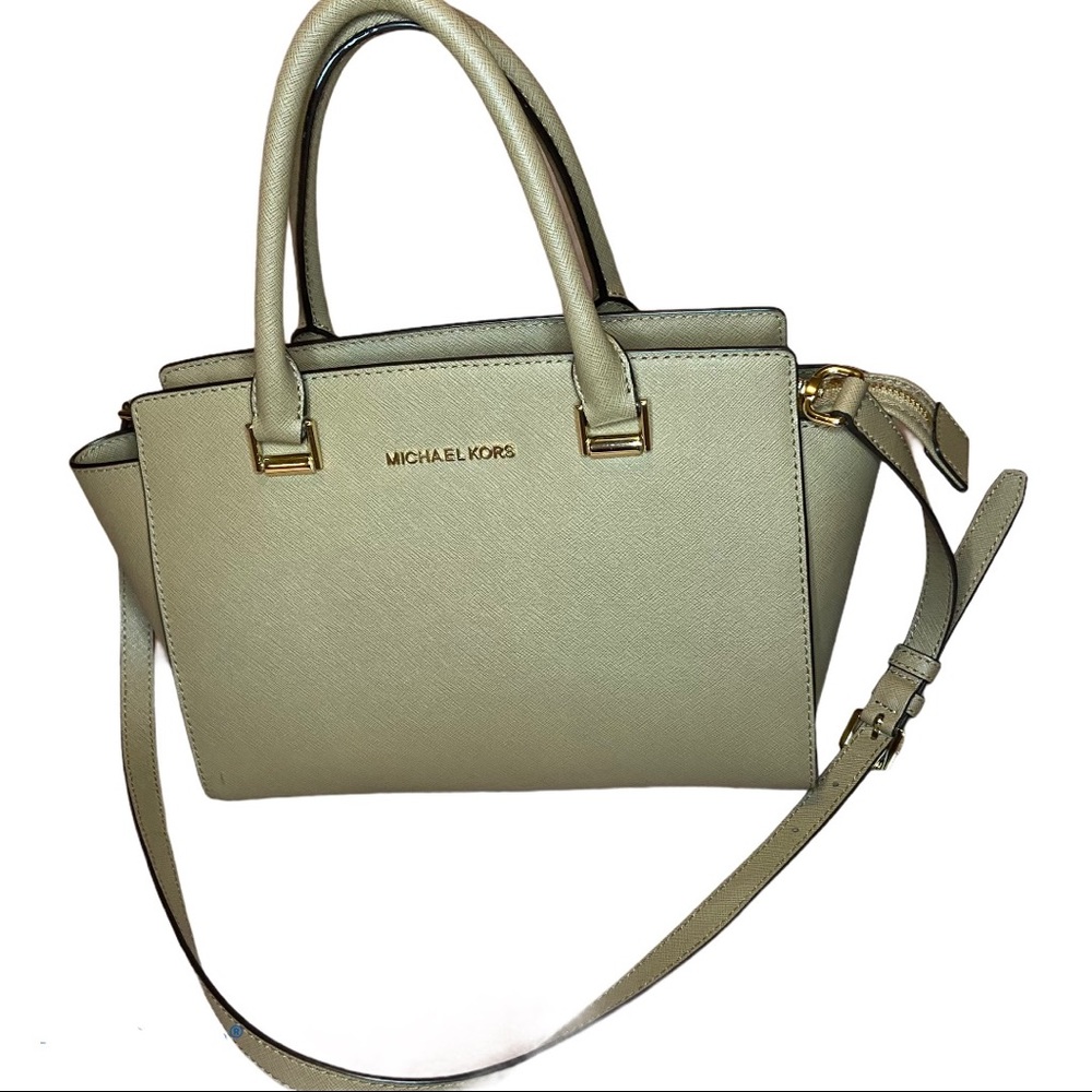 MK beautiful medium Selma Bag